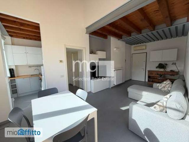 Bilocale arredato con terrazzo Chiesa rossa, cermenate, ripamonti