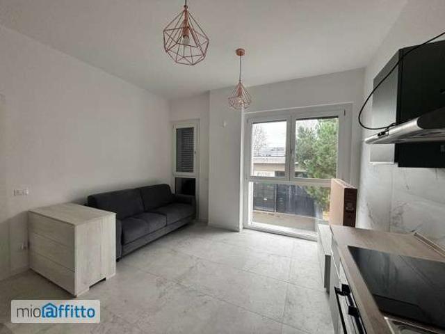 Bilocale arredato con terrazzo Chiesa rossa, cermenate, ripamonti