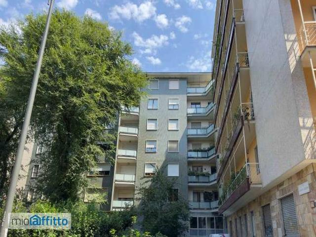 Bilocale arredato con terrazzo Chiesa rossa, cermenate, ripamonti