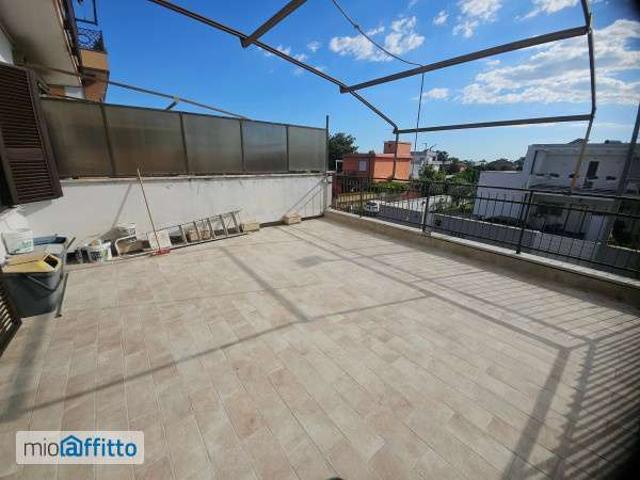 Bilocale arredato con terrazzo Acilia, vitinia, ostia antica, malafede, dragona delle borgate