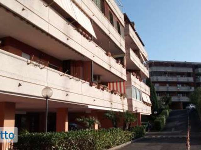 Bilocale arredato con terrazzo Acilia, vitinia, ostia antica, malafede, dragona delle borgate