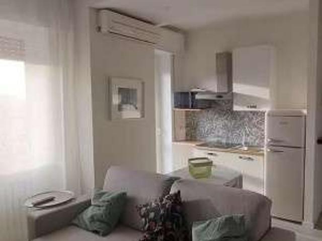 Bilocale arredato con terrazzo Affori, bovisa, niguarda, testi