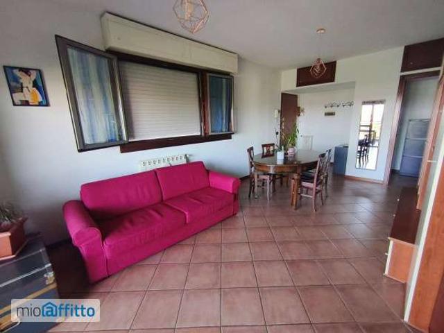 Bilocale arredato con terrazzo Affori, bovisa, niguarda, testi