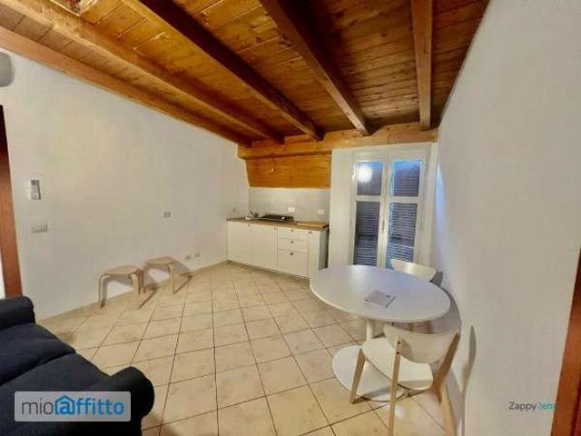 Bilocale arredato con terrazzo Affori, bovisa, niguarda, testi