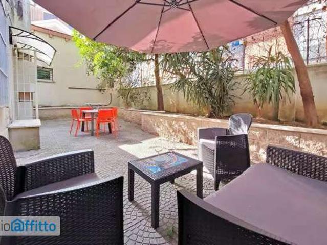 Bilocale arredato con terrazzo Appio latino, appia nuova, appio pignatelli, capannelle