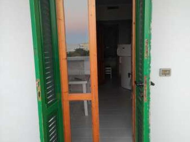 Bilocale arredato con terrazzo Area produttiva