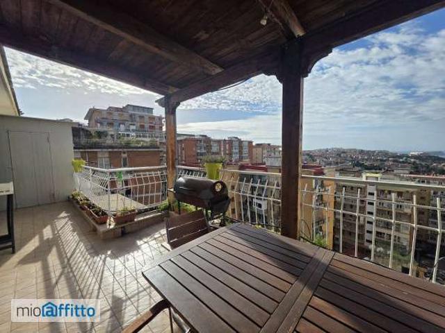 Bilocale arredato con terrazzo Arenella