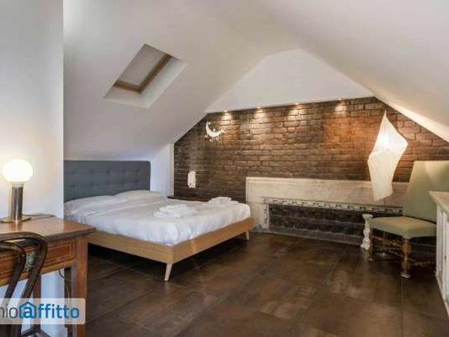 Bilocale arredato con terrazzo Bocconi, c.so italia, ticinese