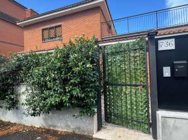 Bilocale arredato con terrazzo Boccea, torrevecchia, pineta sacchetti, selva candida, ottavia