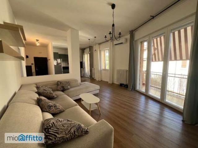 Bilocale arredato con terrazzo Bologna