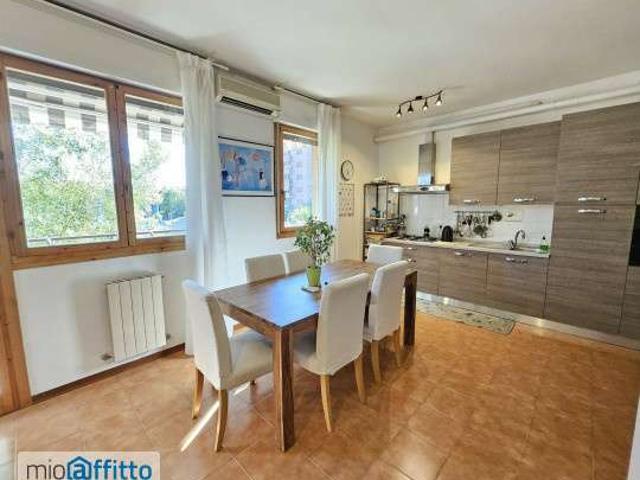Bilocale arredato con terrazzo Bolognina