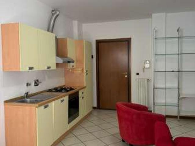 Bilocale arredato con terrazzo Bolognina
