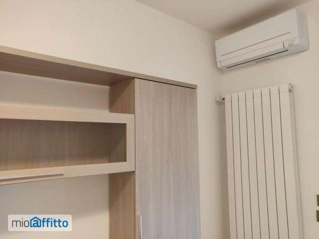 Bilocale arredato con terrazzo Borgo trento