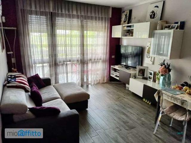 Bilocale arredato con terrazzo Baggio, forze armate, quinto romano