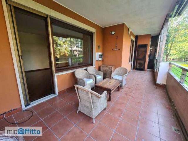 Bilocale arredato con terrazzo Baggio, forze armate, quinto romano