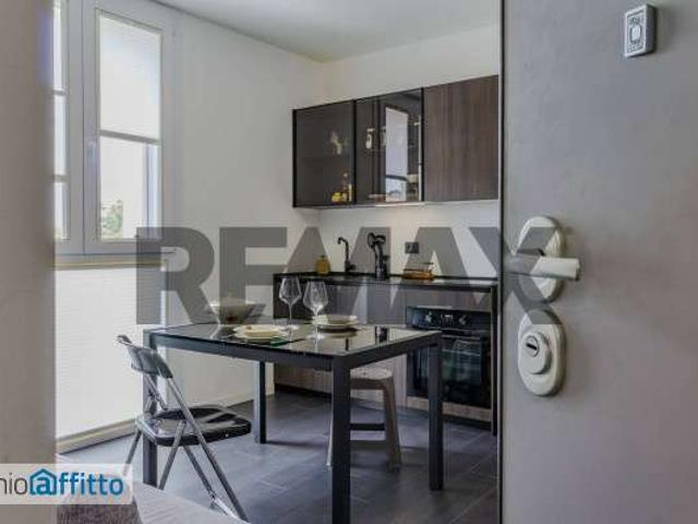 Bilocale arredato con terrazzo Baggio, forze armate, quinto romano