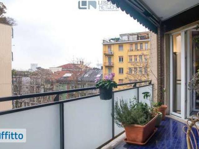Bilocale arredato con terrazzo Baggio, forze armate, quinto romano