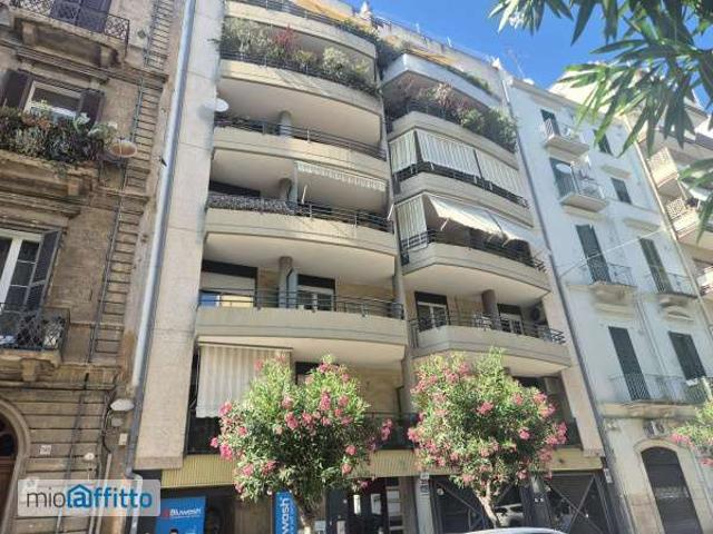 Bilocale arredato con terrazzo Bari