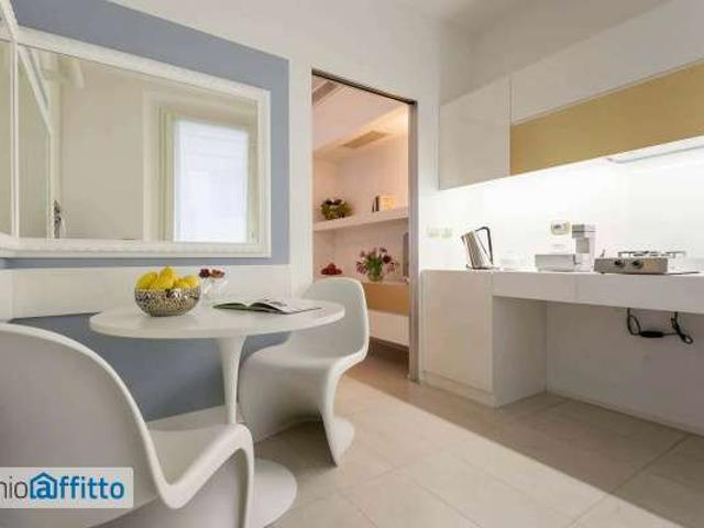 Bilocale arredato con terrazzo Buenos aires, indipendenza, p.ta venezia