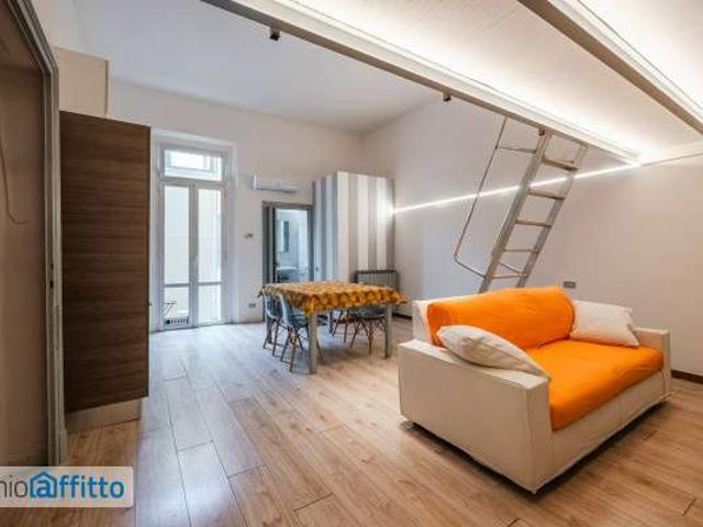 Bilocale arredato con terrazzo Garibaldi, isola, maciachini, monumentale