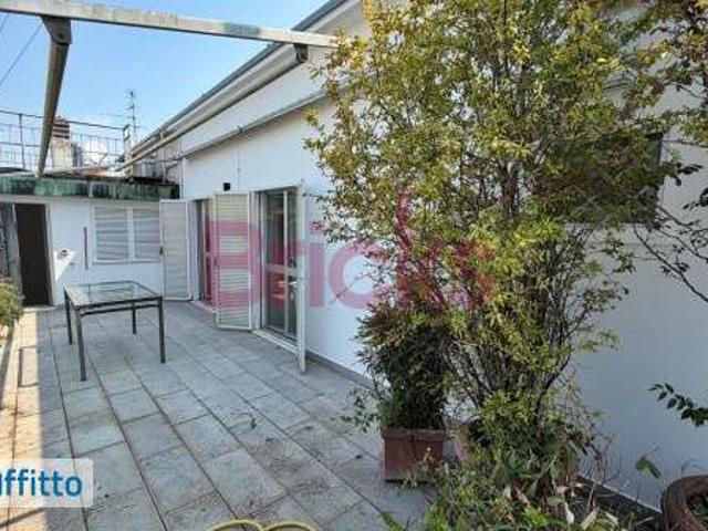 Bilocale arredato con terrazzo Garibaldi, isola, maciachini, monumentale