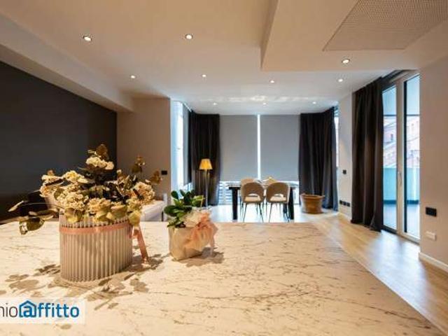 Bilocale arredato con terrazzo Garibaldi, isola, maciachini, monumentale