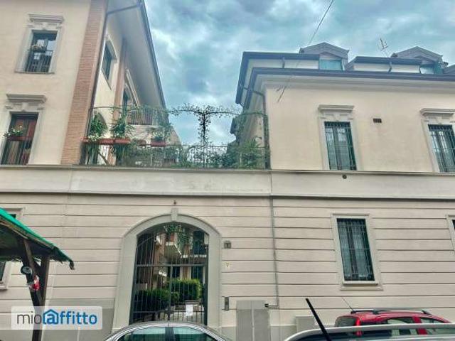 Bilocale arredato con terrazzo Garibaldi, isola, maciachini, monumentale