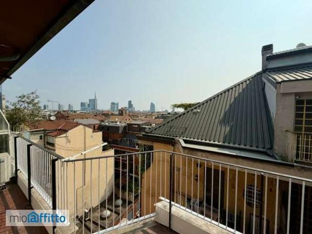 Bilocale arredato con terrazzo Garibaldi, isola, maciachini, monumentale