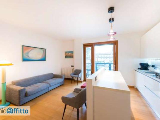 Bilocale arredato con terrazzo Garibaldi, isola, maciachini, monumentale