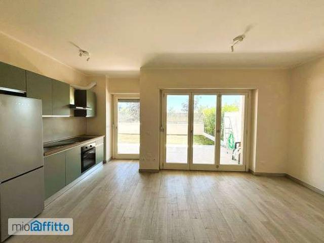 Bilocale arredato con terrazzo Giustiniana, olgiata, cesano