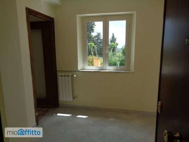 Bilocale arredato con terrazzo Giustiniana, olgiata, cesano