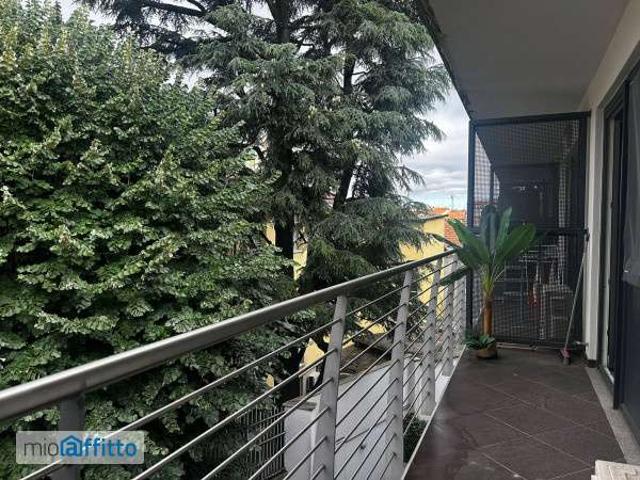 Bilocale arredato con terrazzo Greco, monza, palmanova, bicocca