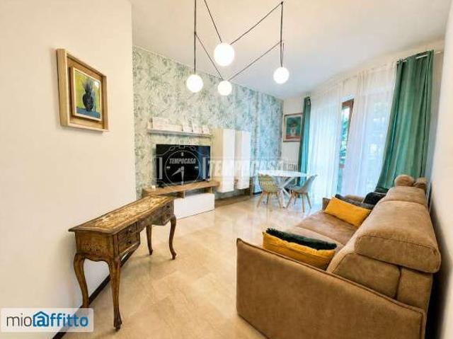 Bilocale arredato con terrazzo Greco, monza, palmanova, bicocca