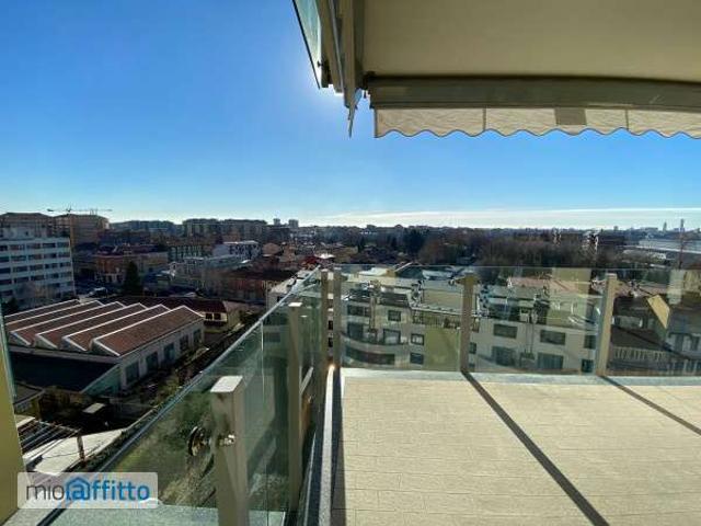 Bilocale arredato con terrazzo Greco, monza, palmanova, bicocca