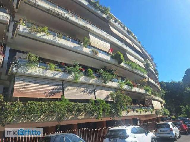 Bilocale arredato con terrazzo Eur, laurentino, checchignola, montagnola, fonte meravigliosa