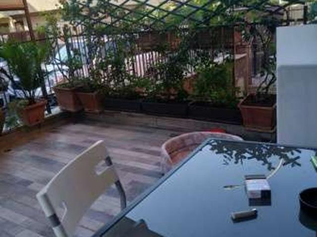 Bilocale arredato con terrazzo Eur, laurentino, checchignola, montagnola, fonte meravigliosa
