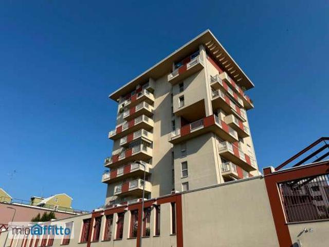 Bilocale arredato con terrazzo Forlanini, umbria, lodi, corvetto, rogoredo