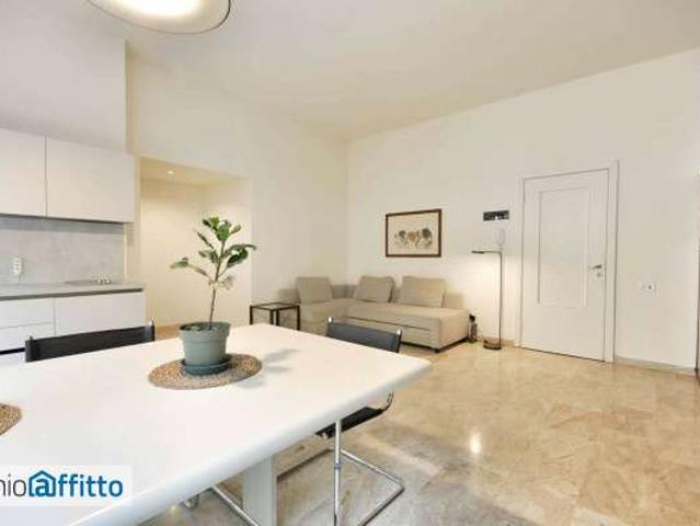 Bilocale arredato con terrazzo Fiera, firenze, sempione, paolo sarpi/arena