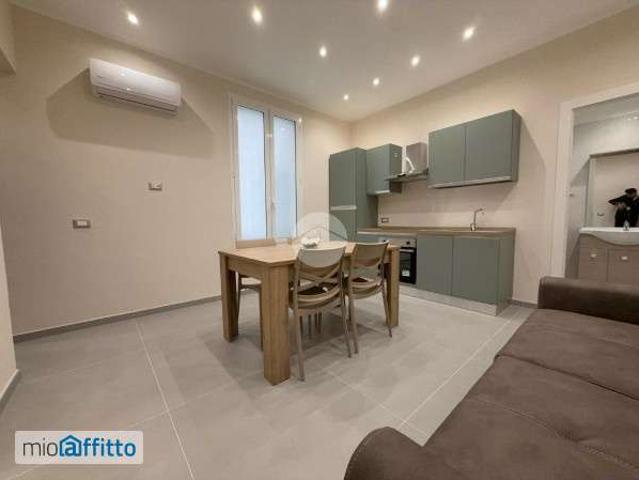 Bilocale arredato con terrazzo Oreto