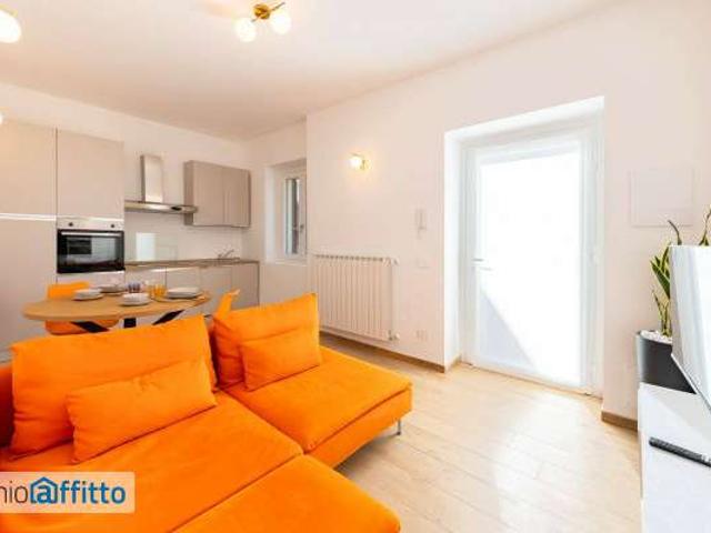 Bilocale arredato con terrazzo Legnano