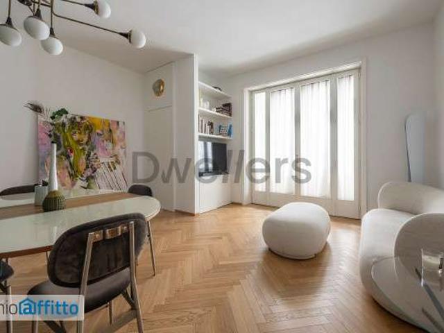 Bilocale arredato con terrazzo Milano