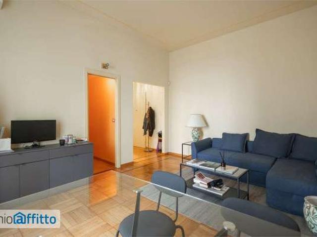 Bilocale arredato con terrazzo Milano