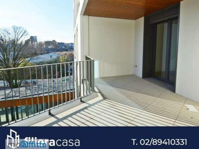 Bilocale arredato con terrazzo Milano