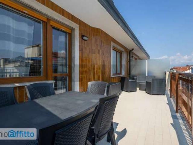Bilocale arredato con terrazzo Mirafiori nord