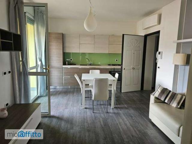 Bilocale arredato con terrazzo Murri