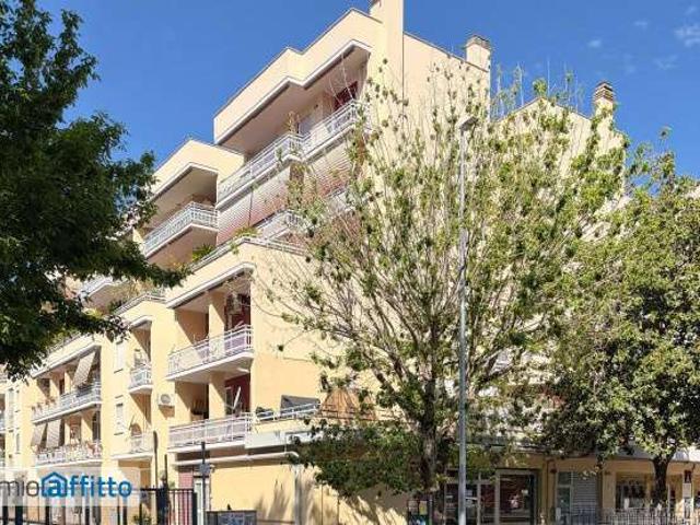 Bilocale arredato con terrazzo Nuovo salario, prati fiscali, monte sacro, talenti, vigne nuove, serpentara
