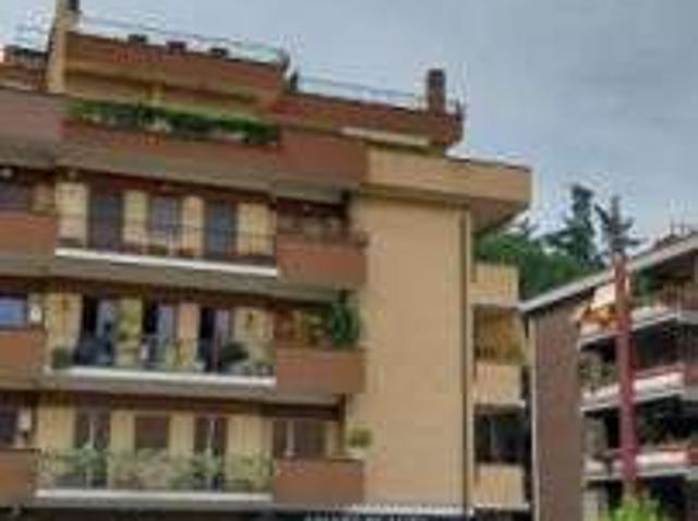 Bilocale arredato con terrazzo Nuovo salario, prati fiscali, monte sacro, talenti, vigne nuove, serpentara