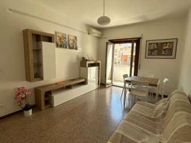 Bilocale arredato con terrazzo Nuovo salario, prati fiscali, monte sacro, talenti, vigne nuove, serpentara