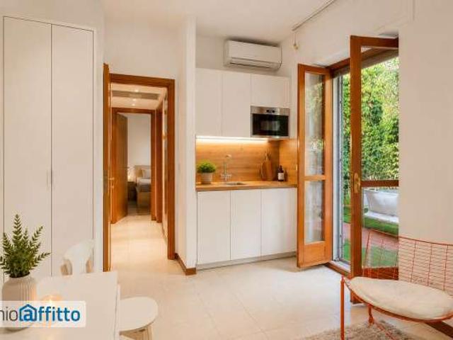 Bilocale arredato con terrazzo San Remo