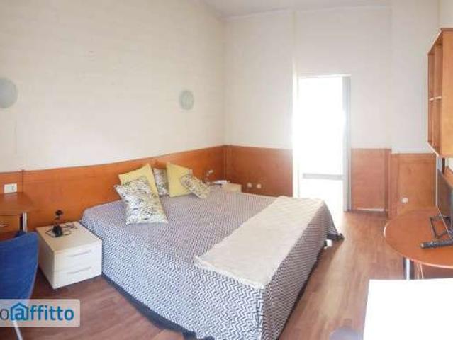 Bilocale arredato con terrazzo San salvario